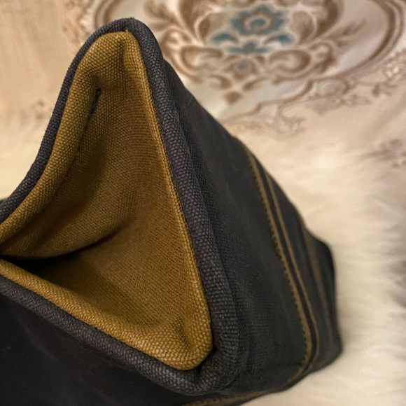 Hermes Fourre Bag - Picture 2 of 8